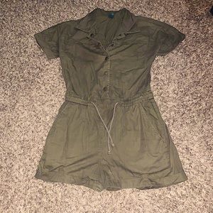A Cute Navy Green Romper, Great to wear Anywhere!